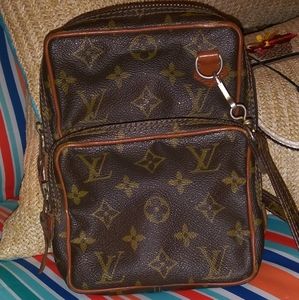 Louis Vuitton  Amazon PM